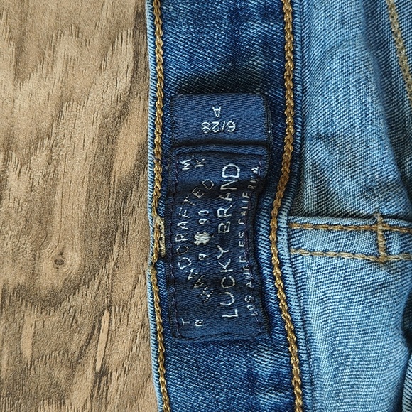 EUC Lucky Brand Brooke Skinny Jeans - Picture 4 of 8